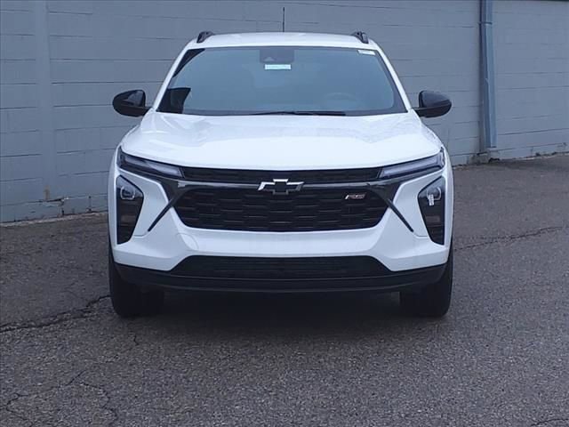 New 2025 Chevrolet Trax RS w/ Driver Confidence Package image 2
