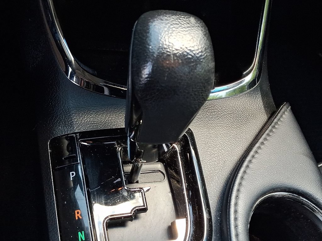 Used 2014 Toyota Avalon XLE Premium FWD image 16
