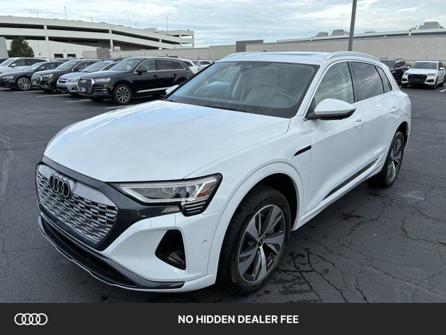 Used 2024 Audi Q8 e-tron Premium Plus w/ Premium Plus Package