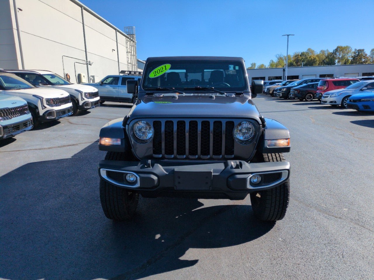 Used 2021 Jeep Gladiator Sport AWD/4WD image 2