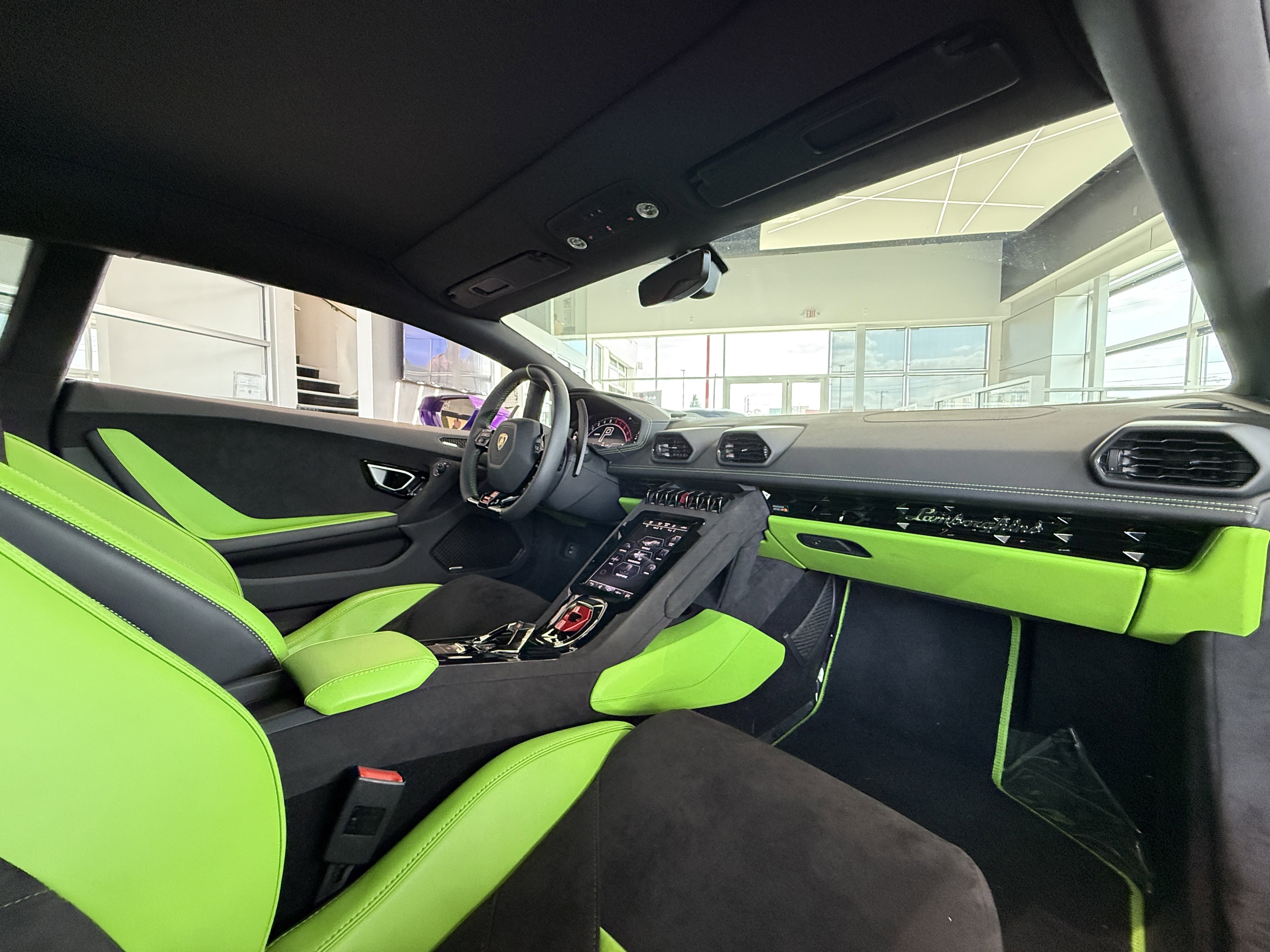 Used 2023 Lamborghini Huracan Tecnica image 30