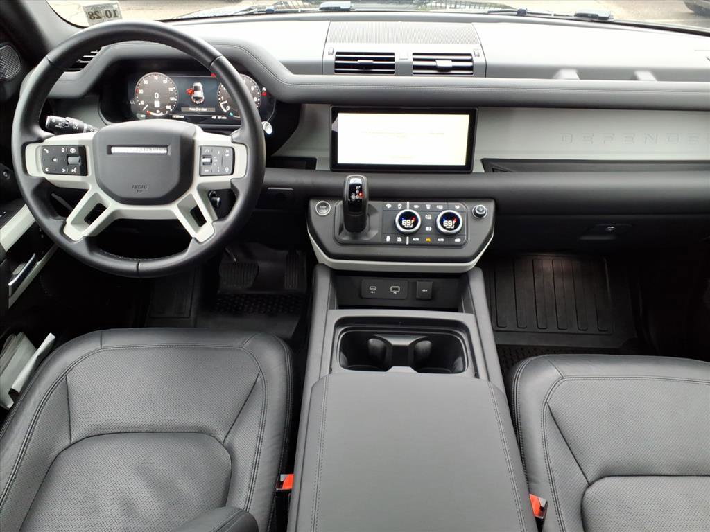 Certified 2024 Land Rover Defender 110 S image 4
