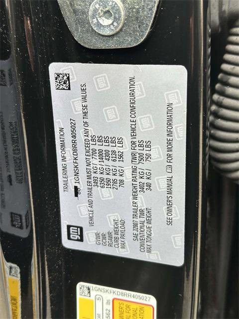 Used 2024 Chevrolet Suburban Premier w/ Premium Package 2 image 16