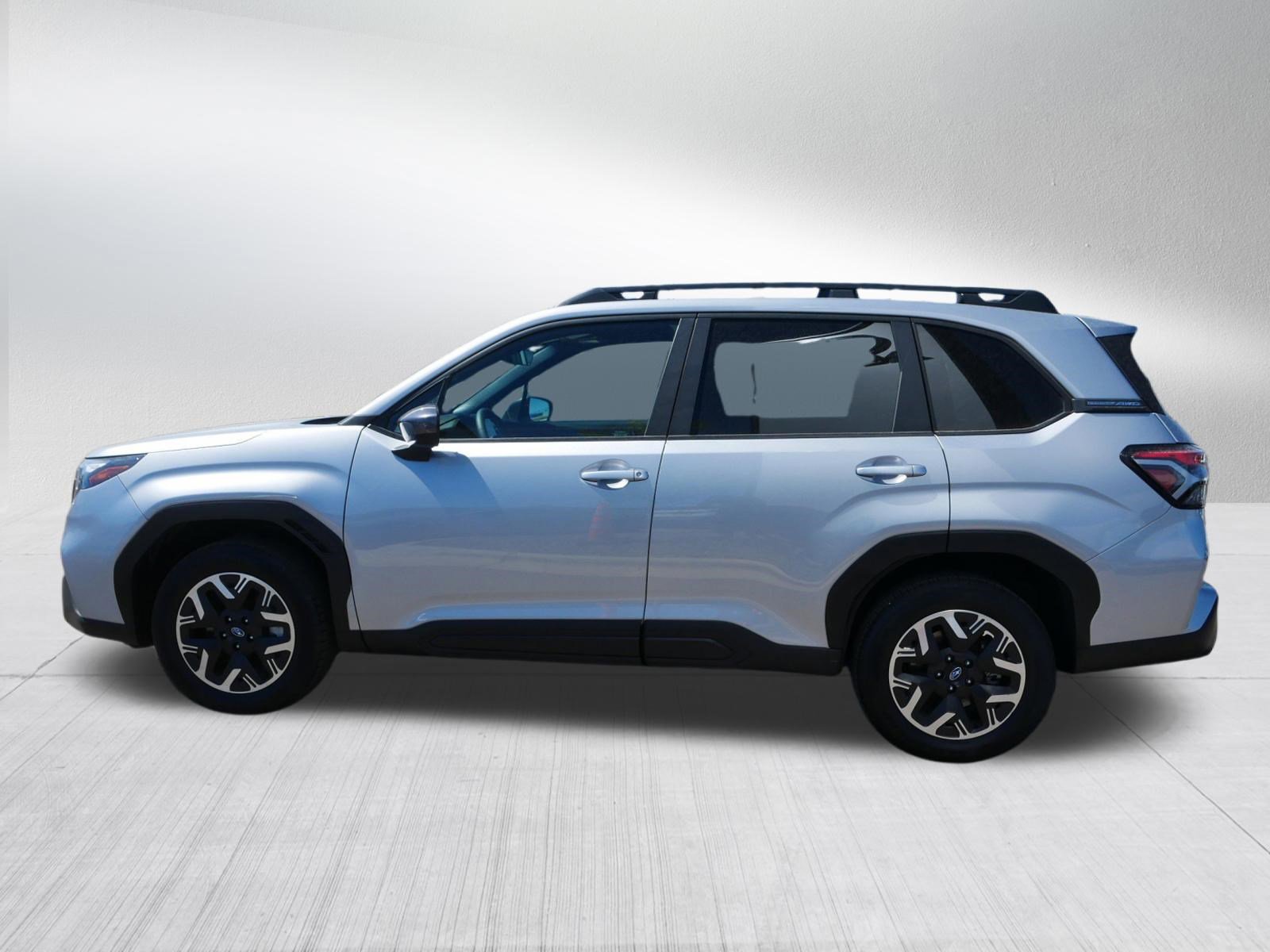 Certified 2025 Subaru Forester Premium w/ Convenience Package #1 AWD/4WD image 4