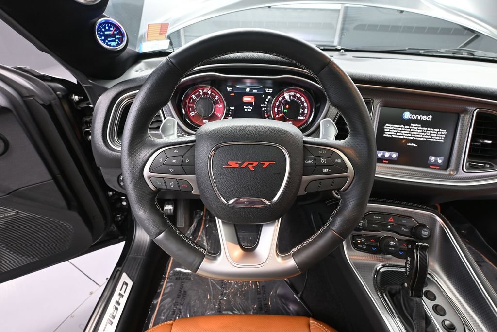 Used 2016 Dodge Challenger SRT Hellcat RWD image 21