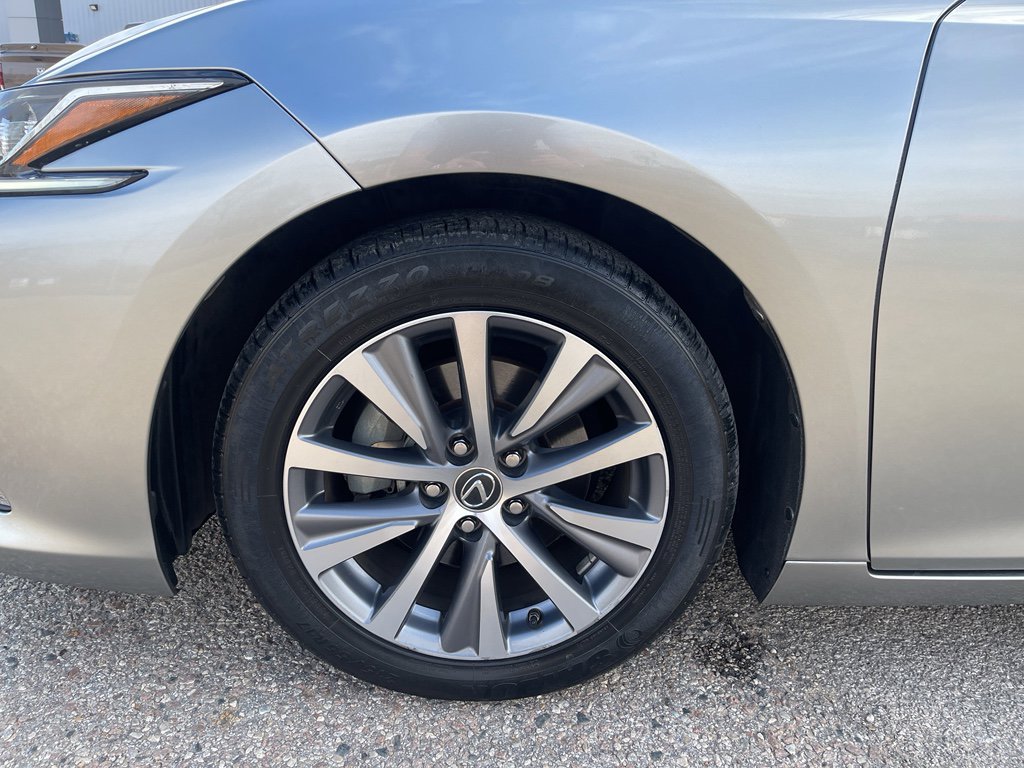 Used 2021 Lexus ES 250 w/ Premium Package image 2