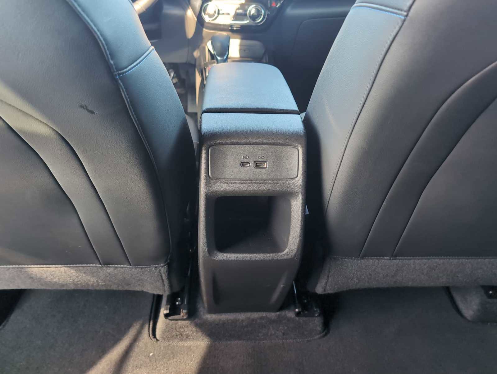 Used 2025 Chevrolet Trax LT w/ LT Convenience Package image 20