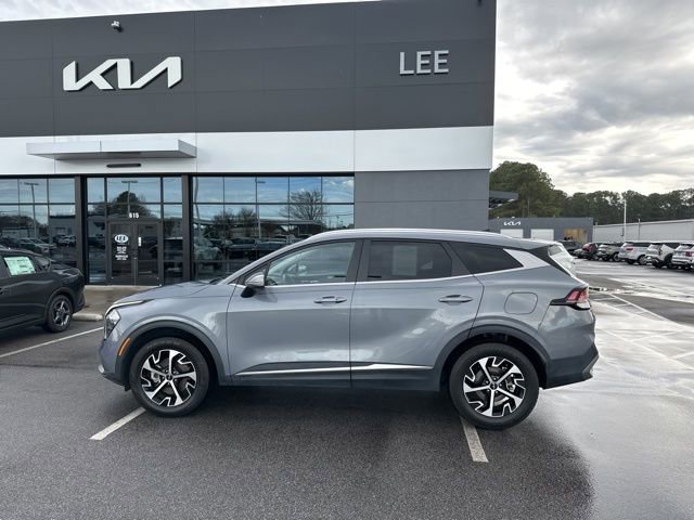 Used 2023 Kia Sportage EX image 1