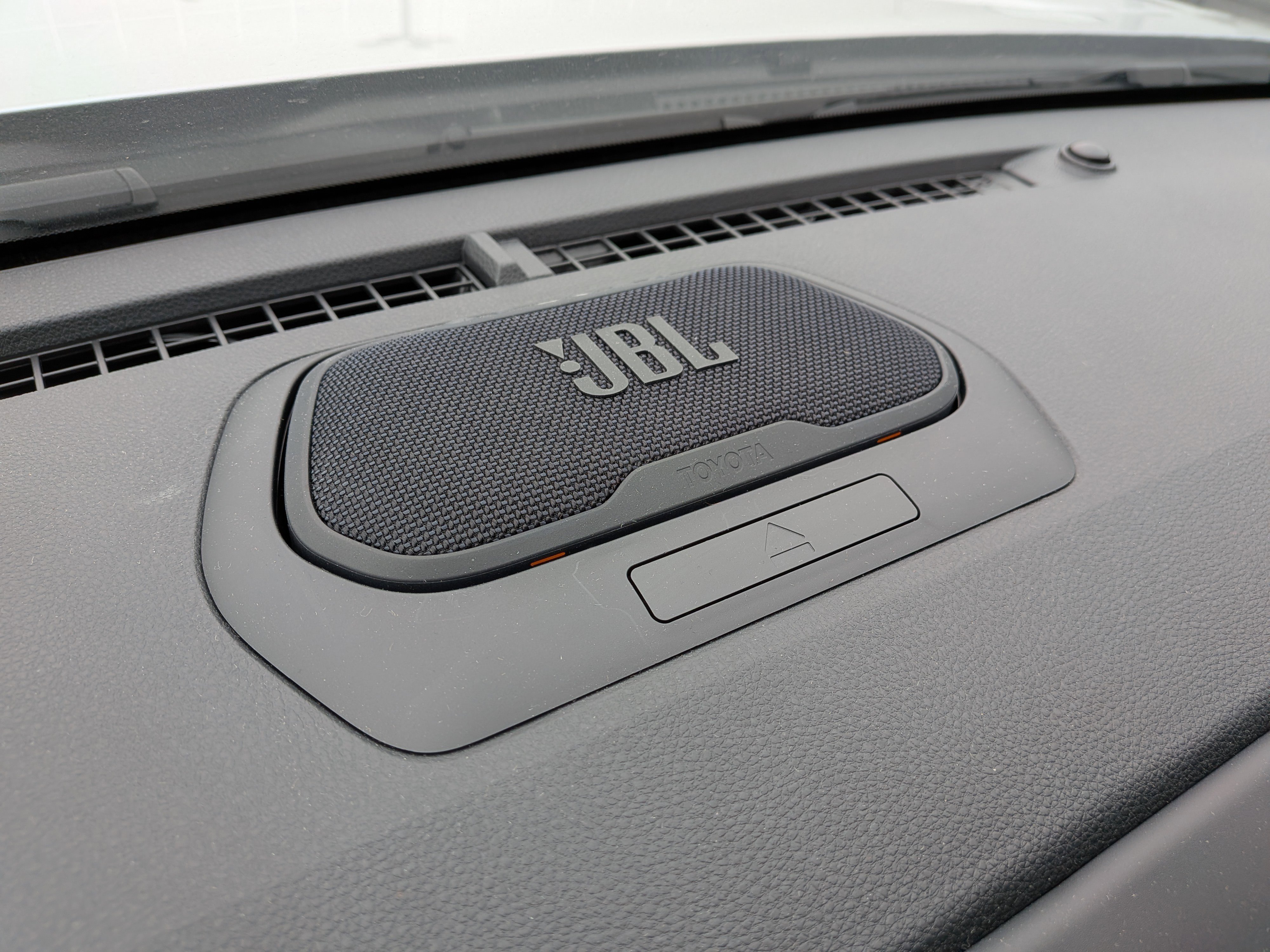 Certified 2025 Toyota 4Runner TRD Off-Road Premium image 30