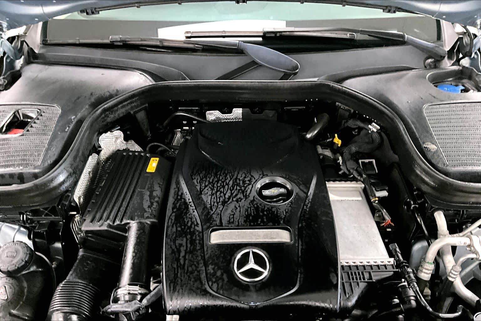 Used 2018 Mercedes-Benz GLC 300 4MATIC image 30