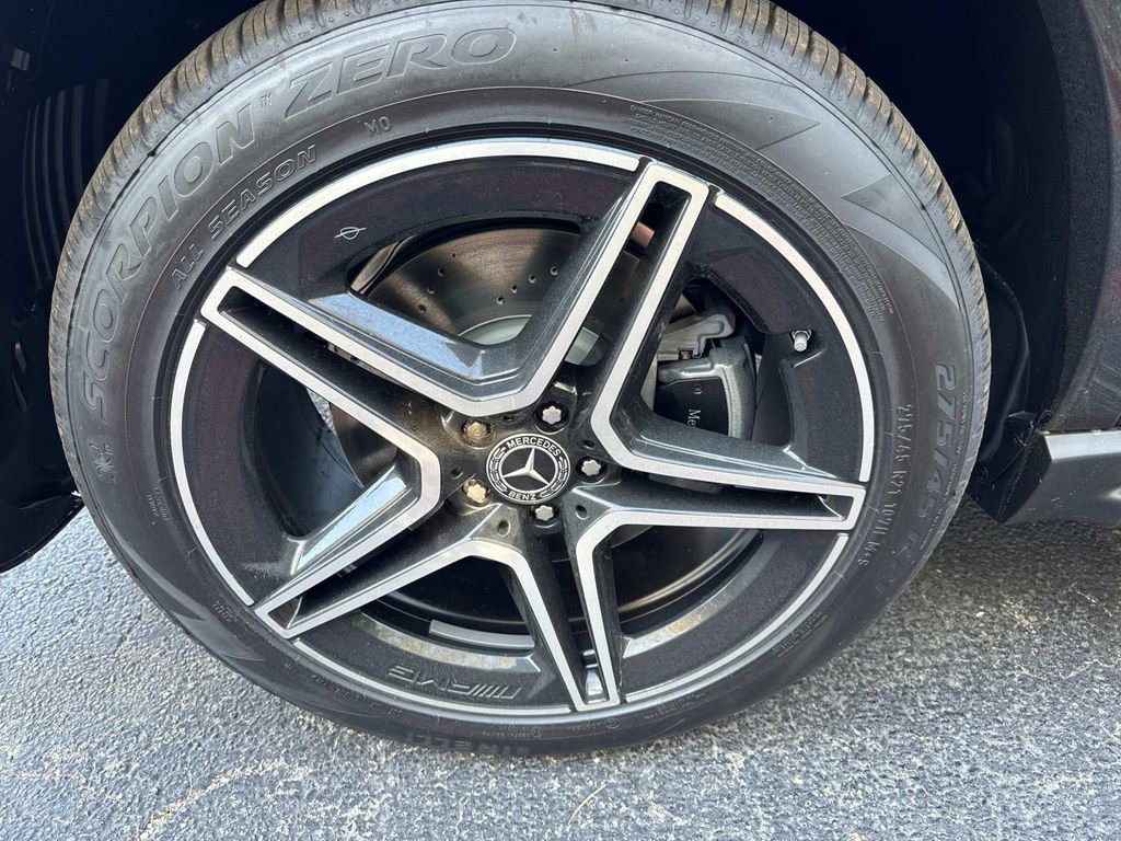 New 2026 Mercedes-Benz GLS 450 4MATIC image 11