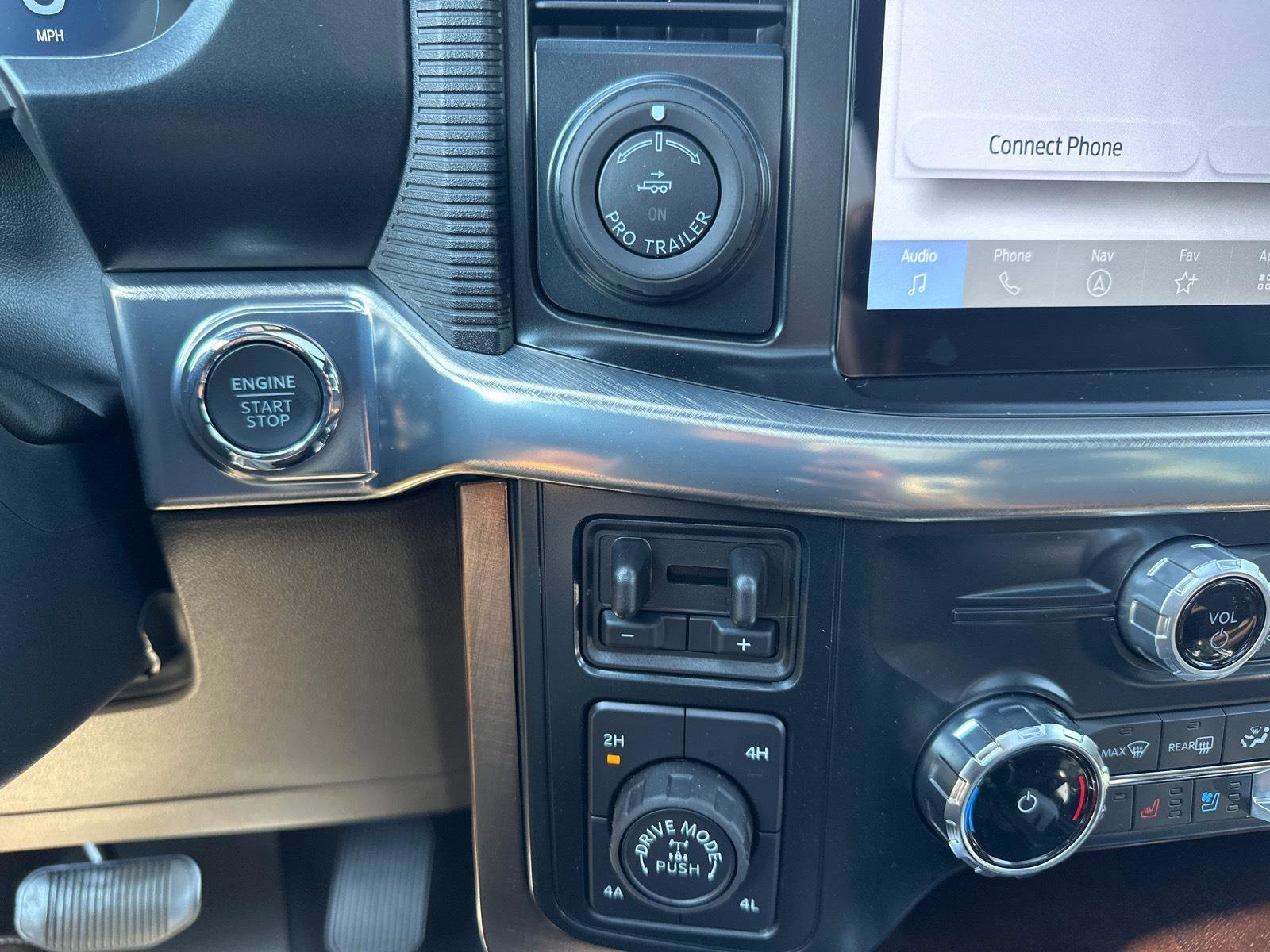 New 2025 Ford F150 King Ranch image 27