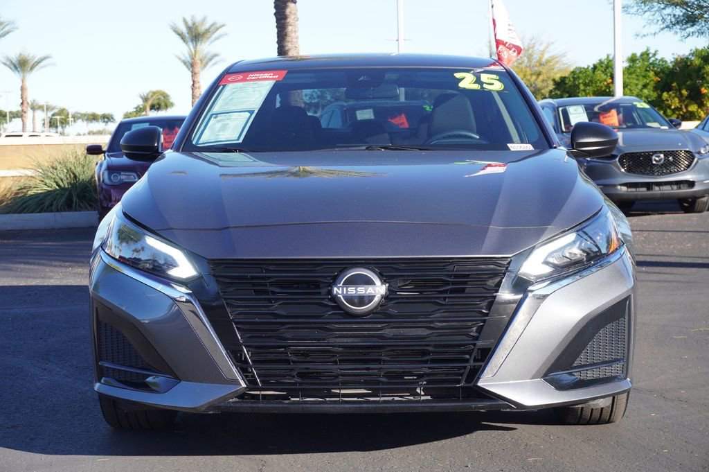 Certified 2025 Nissan Altima 2.5 SV image 5