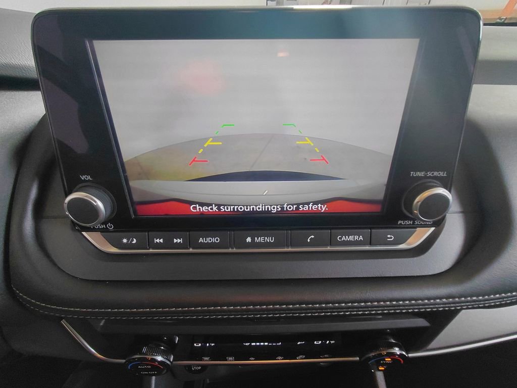 Used 2024 Nissan Rogue SV AWD/4WD image 20