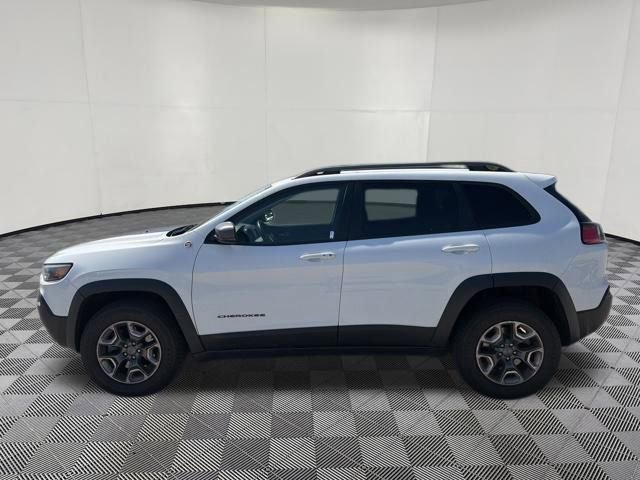 Used 2019 Jeep Cherokee Trailhawk w/ Cold Weather Group image 12