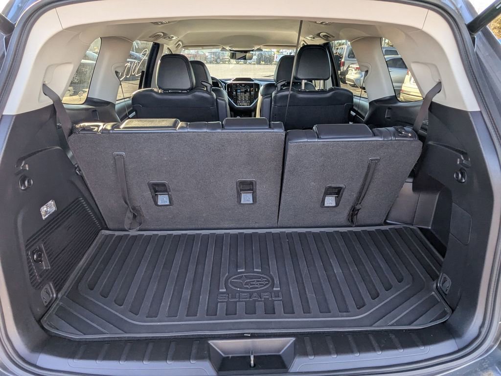 Used 2023 Subaru Ascent Limited image 6