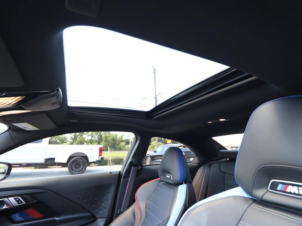 Used 2023 BMW M2 w/ Lighting Package RWD image 4