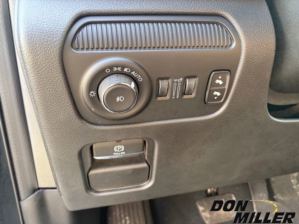 New 2024 Jeep Grand Wagoneer Series I w/ Convenience Group III image 14