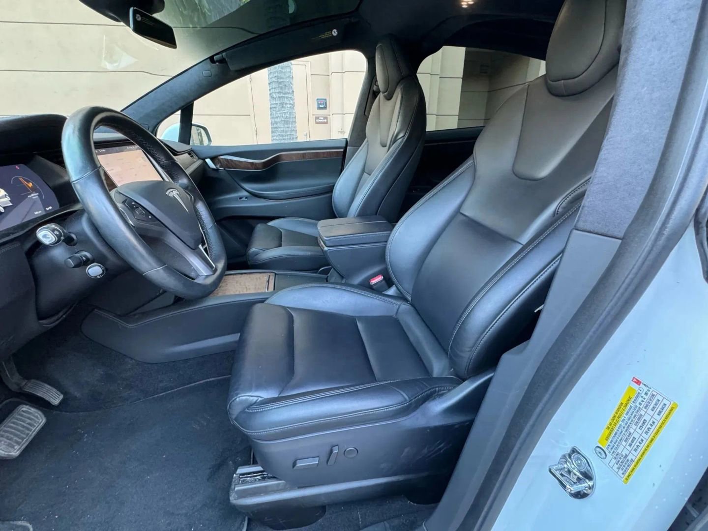 Used 2020 Tesla Model X Long Range AWD/4WD image 14