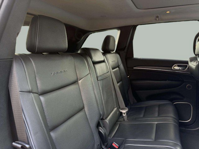 Used 2019 Jeep Grand Cherokee Summit w/ Platinum Series Group AWD/4WD image 27