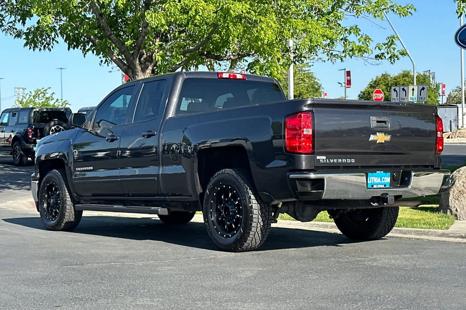 Used 2015 Chevrolet Silverado 1500 LT w/ All Star Edition AWD/4WD image 6