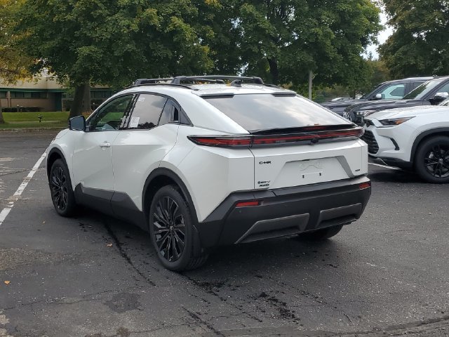 New 2027 Toyota C-HR w/ ALL Weather Mat Package (TMS) AWD/4WD image 3
