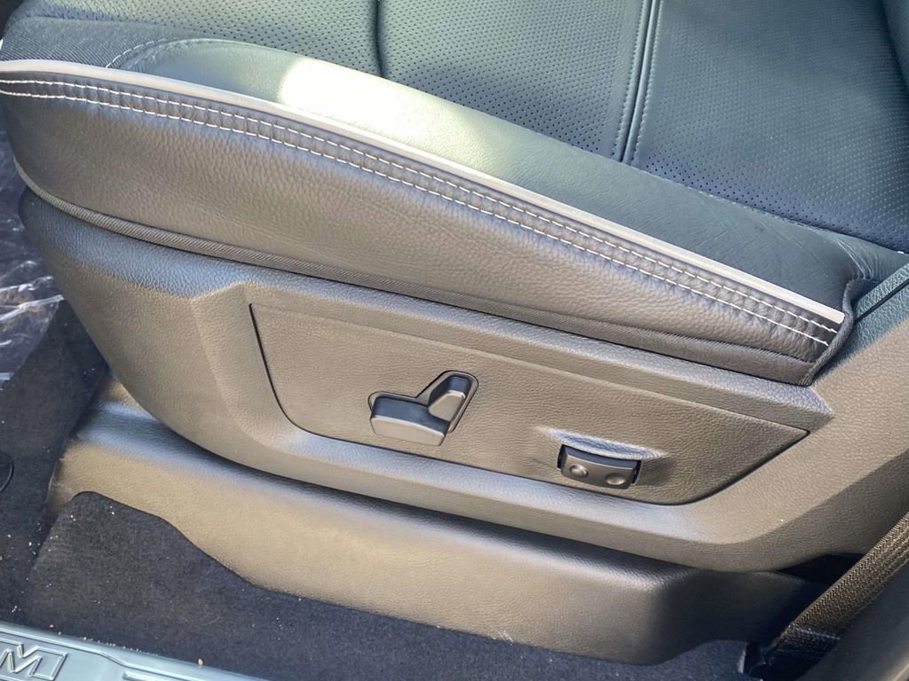 New 2026 RAM 3500 Limited image 40