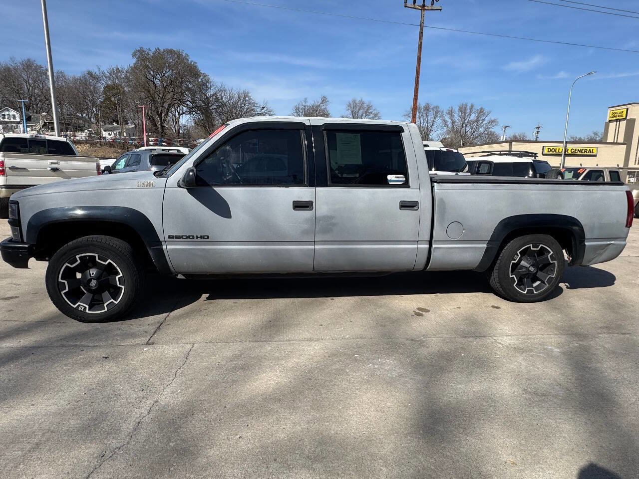 Used 1999 Chevrolet Silverado 2500 4x4 Crew Cab w/ Preferred Equipment Group 3 image 4