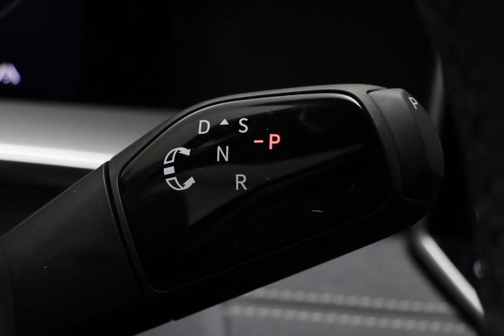 New 2026 Volkswagen Tiguan SE R-Line AWD/4WD image 12