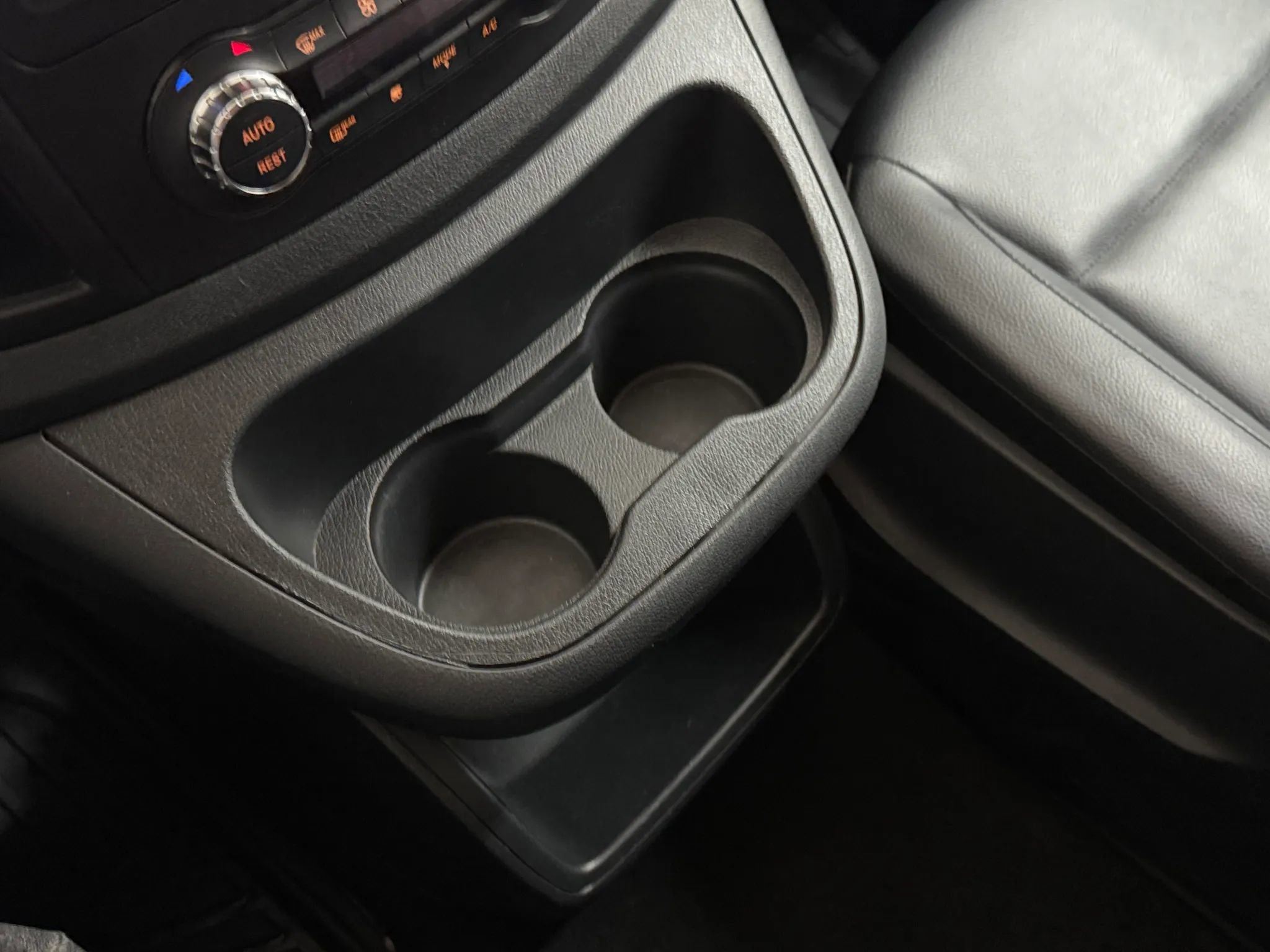 Used 2016 Mercedes-Benz Metris Passenger image 29