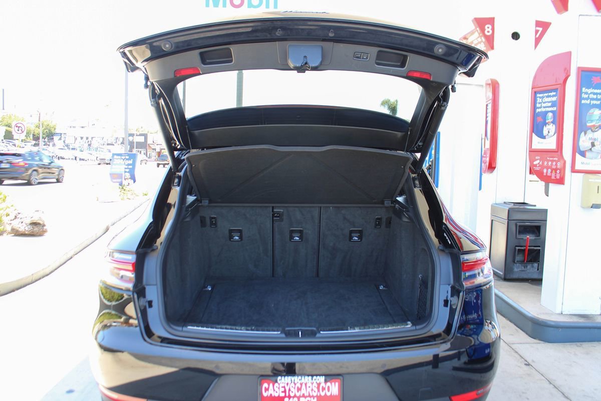 Used 2021 Porsche Macan AWD/4WD image 21