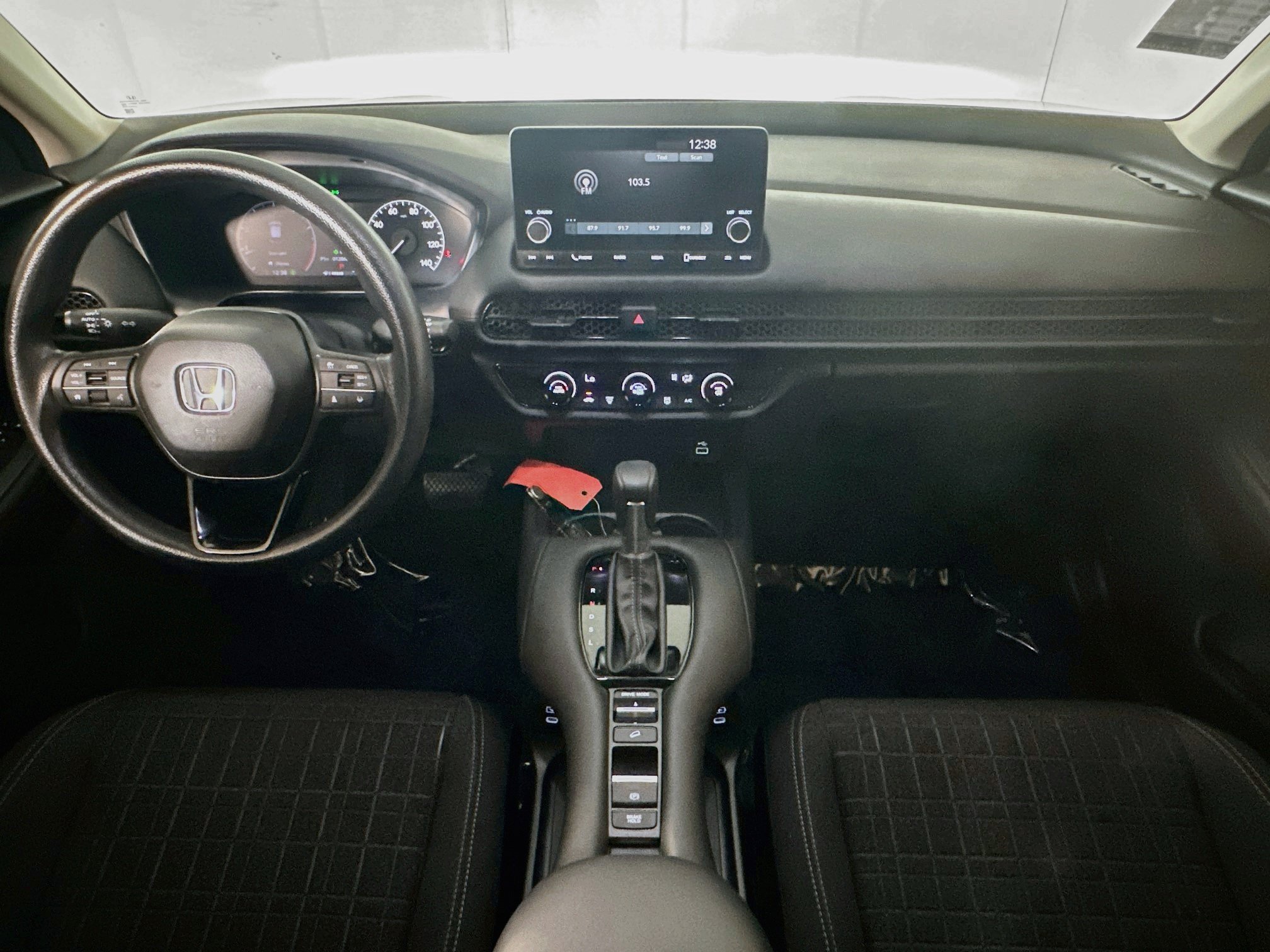 Used 2024 Honda HR-V LX image 27