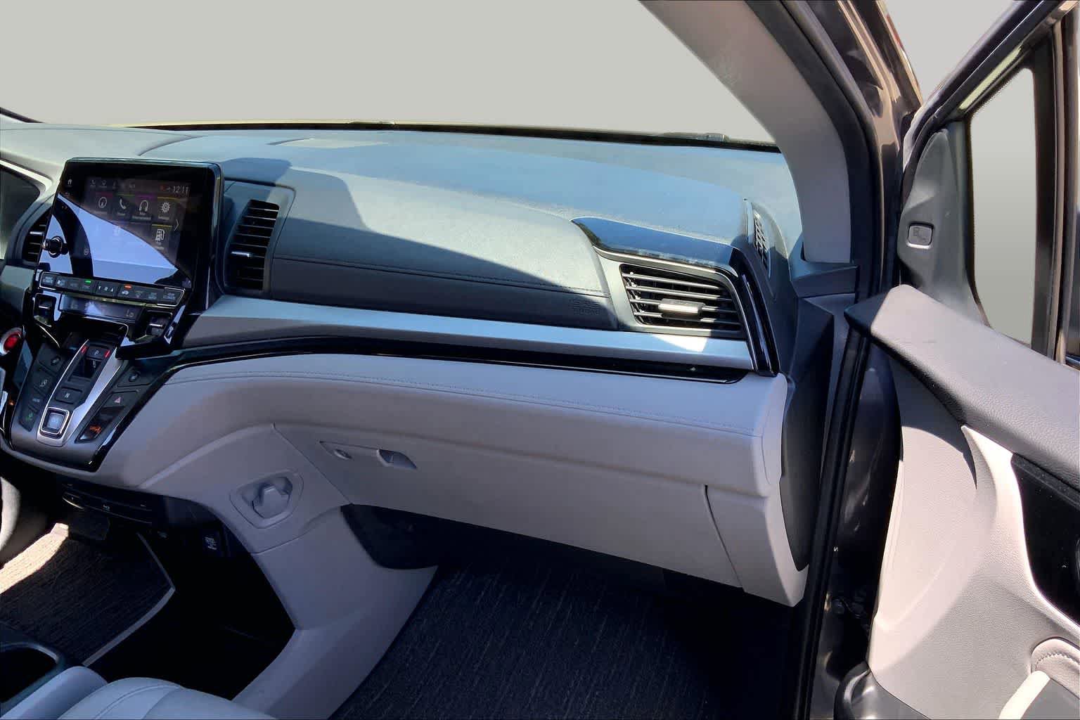 Used 2024 Honda Odyssey Touring image 19