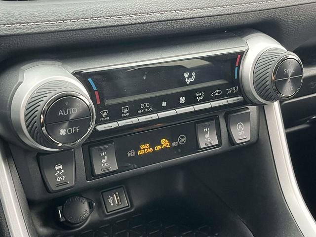 Used 2024 Toyota RAV4 XLE image 30