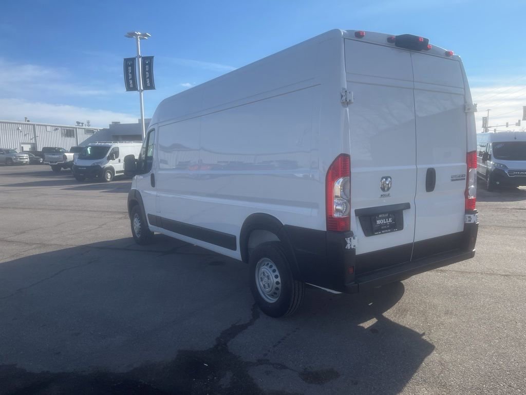 Used 2025 RAM ProMaster 2500 w/ Convenience Group image 8