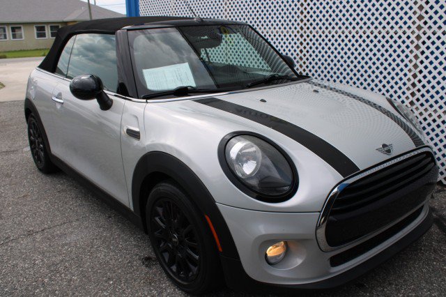 Used 2019 MINI Cooper Convertible FWD image 5