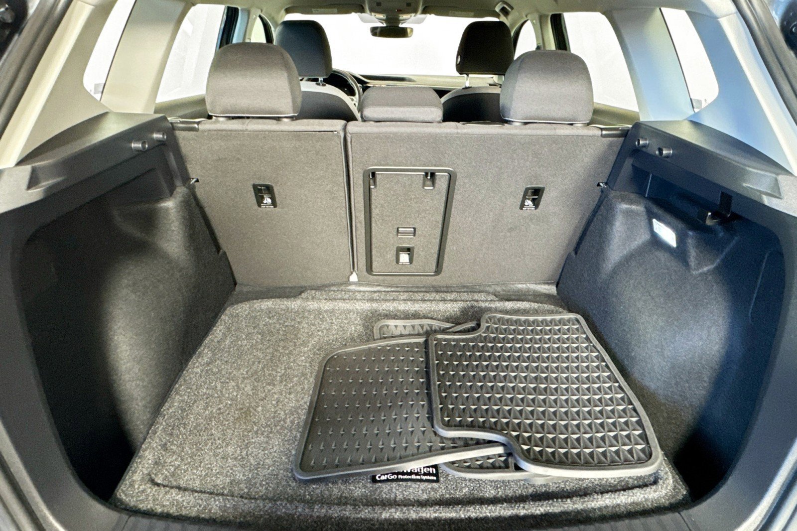 Used 2024 Volkswagen Taos S image 23