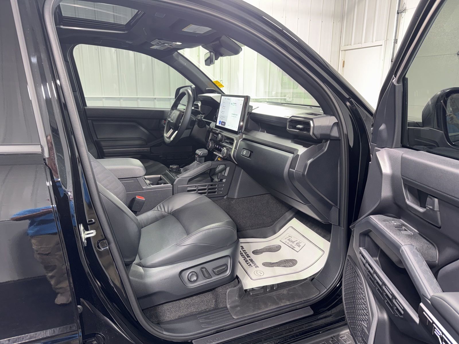 Used 2026 Toyota 4Runner TRD Off-Road Premium AWD/4WD image 10