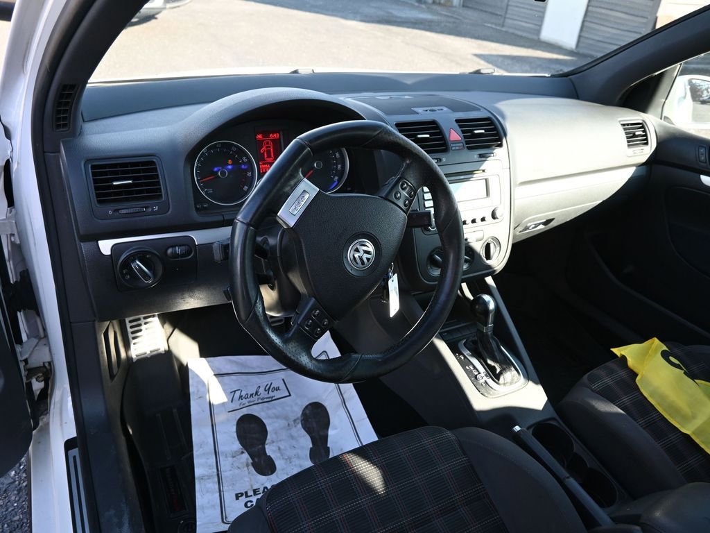 Used 2007 Volkswagen GTI 2-Door image 20