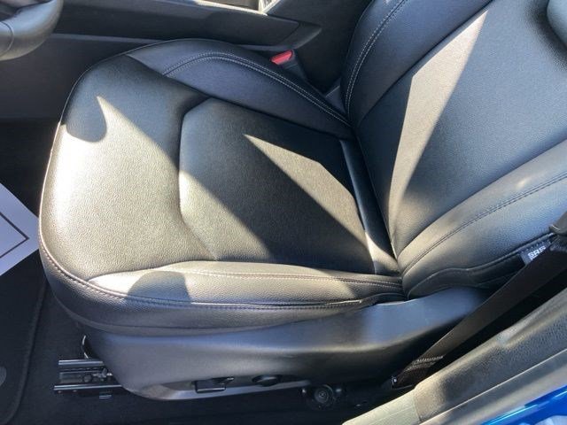 Certified 2025 Jeep Compass Limited image 9