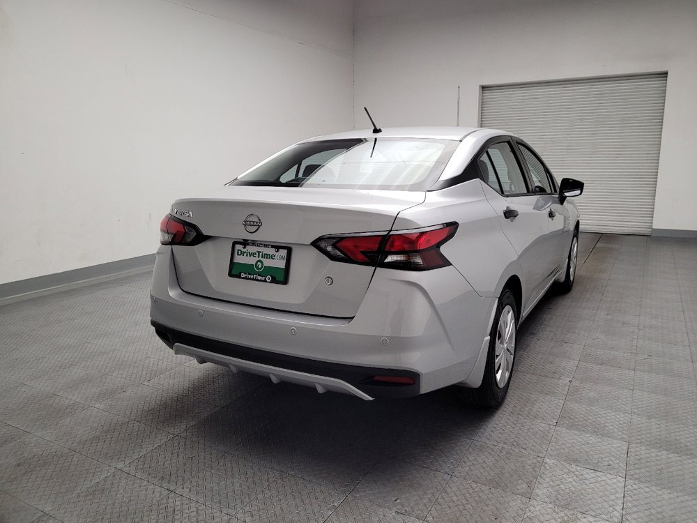 Used 2025 Nissan Versa S w/ Trunk Package FWD image 7