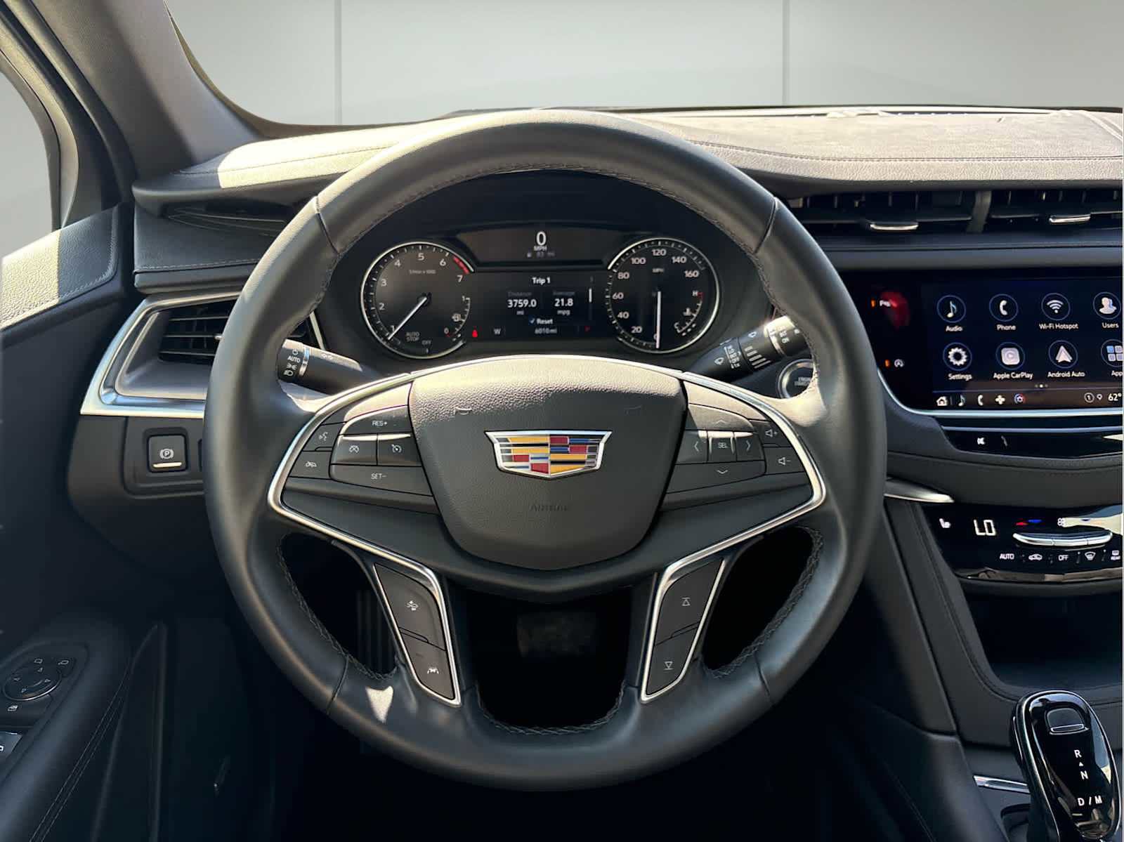 Used 2025 Cadillac XT5 Luxury w/ LPO, Premium Carpet Package image 23