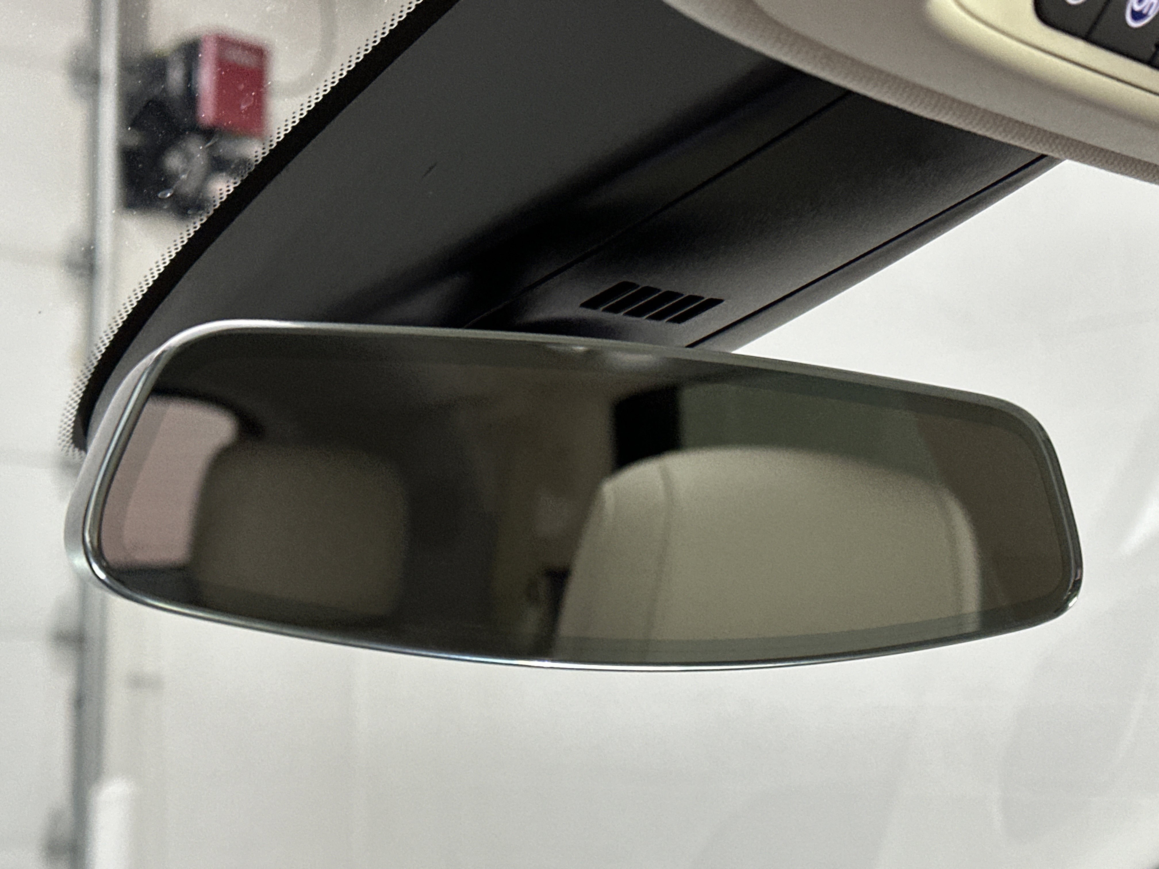 Used 2025 Cadillac XT5 Premium Luxury image 37