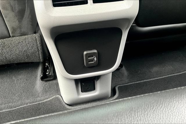 Used 2021 GMC Terrain SLT w/ LPO, Floor Liner Package AWD/4WD image 16