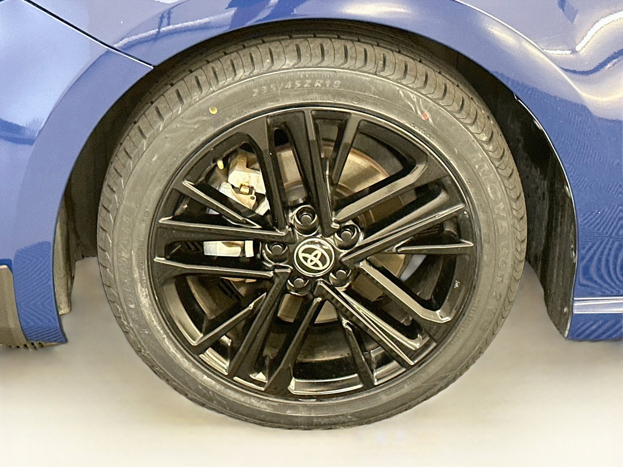 Used 2025 Toyota Camry SE FWD image 34