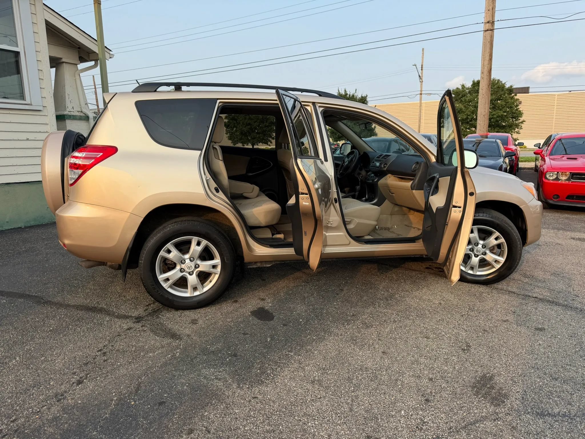 Used 2012 Toyota RAV4 4WD w/ Upgrade Value Pkg image 23