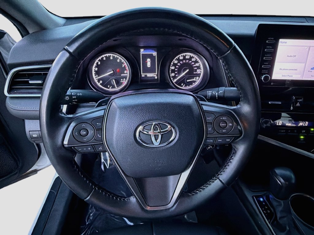 Used 2022 Toyota Camry SE FWD image 36