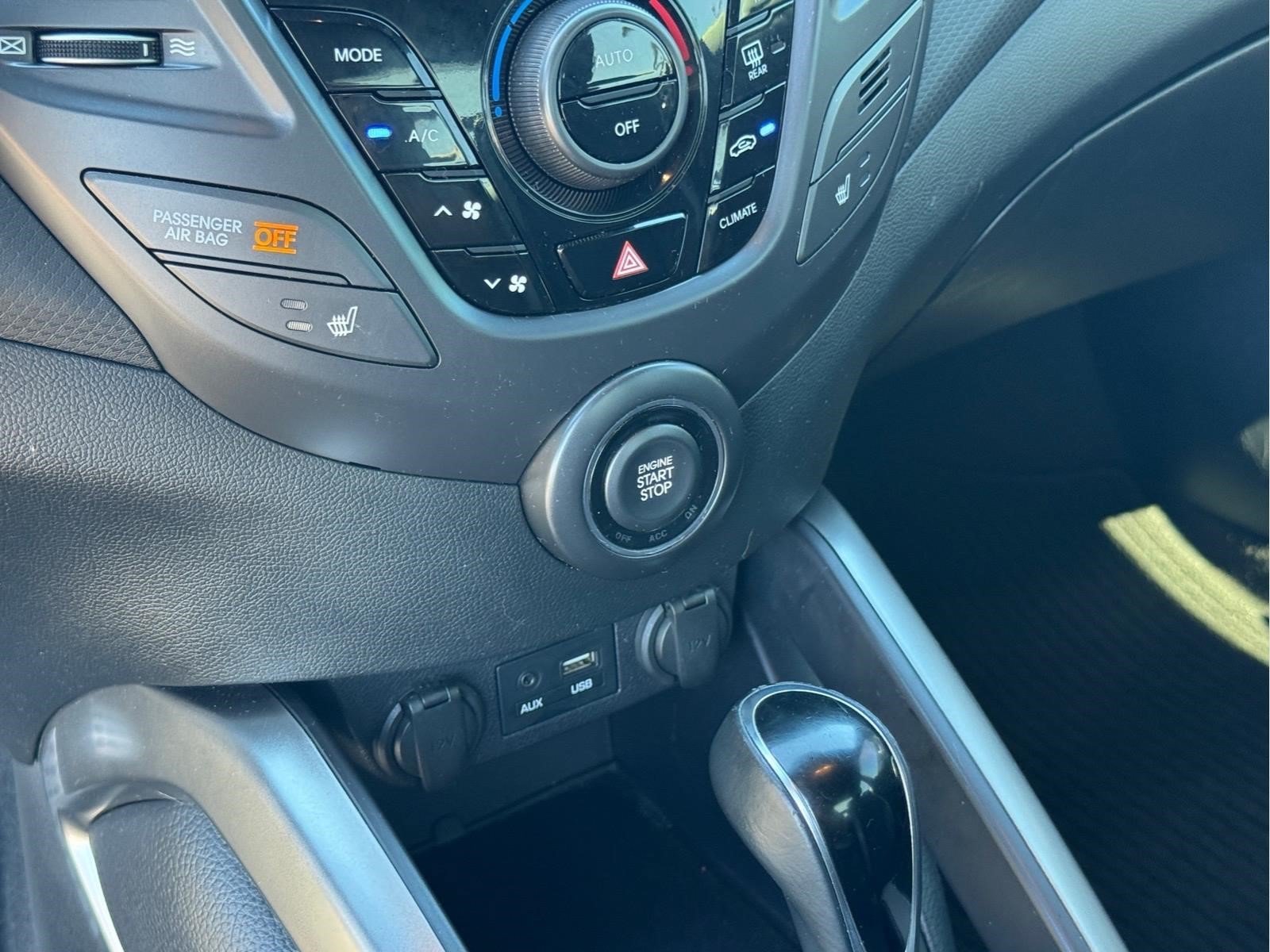 Used 2016 Hyundai Veloster Turbo w/ Option Group 04 FWD image 22
