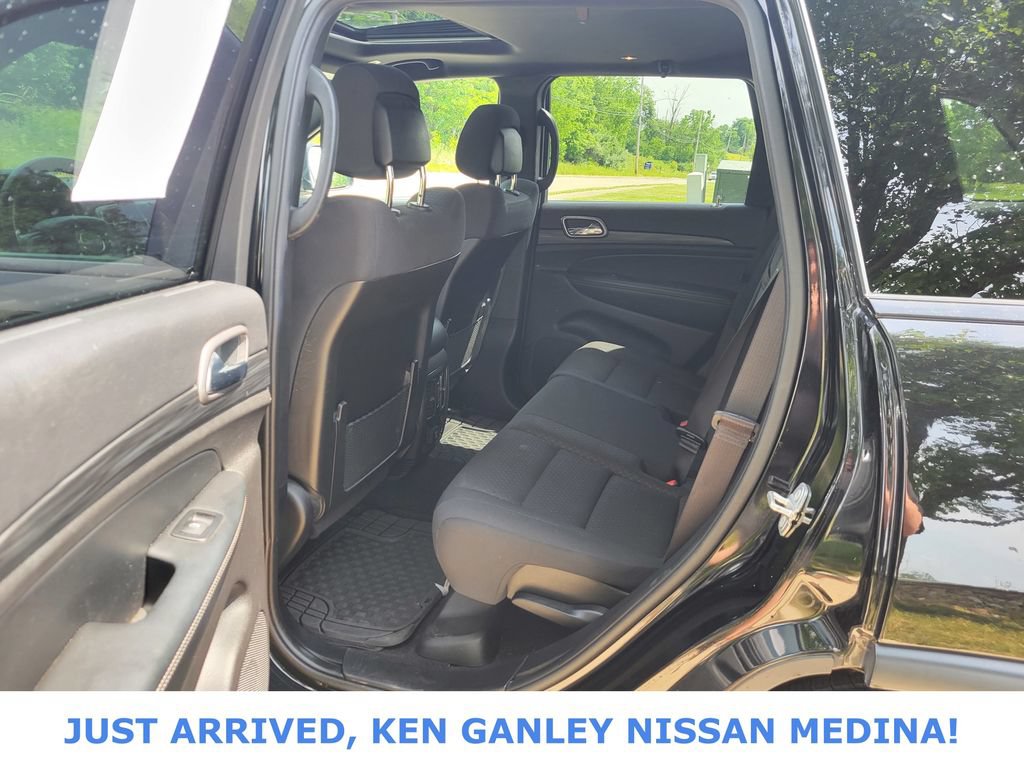 Used 2021 Jeep Grand Cherokee Freedom Edition AWD/4WD image 16