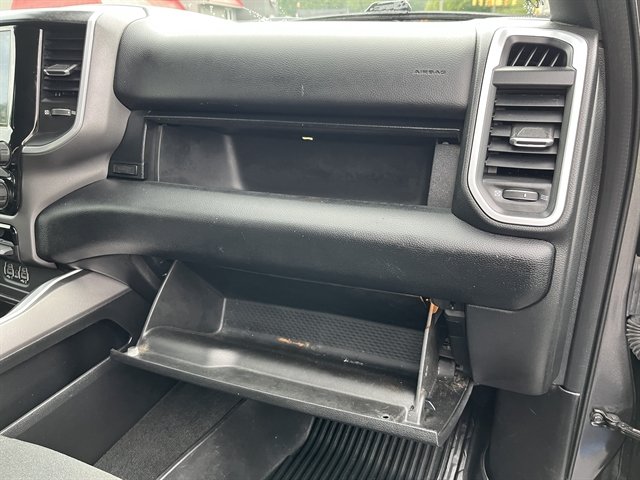 Used 2022 RAM 1500 Big Horn AWD/4WD image 35